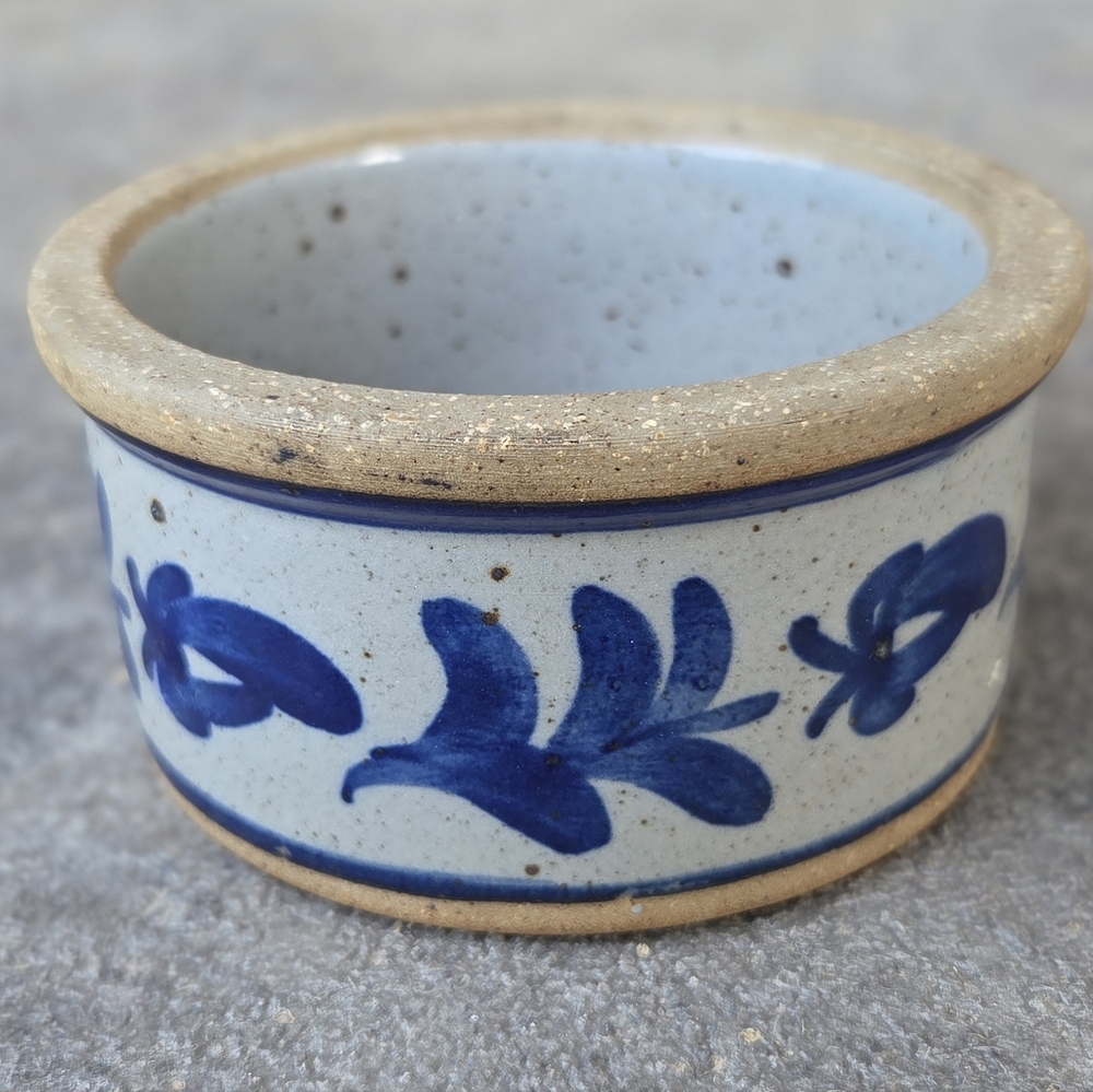 Bastine Pottery Handcrafted Blue Floral Ceramic Bowl Signed 1992